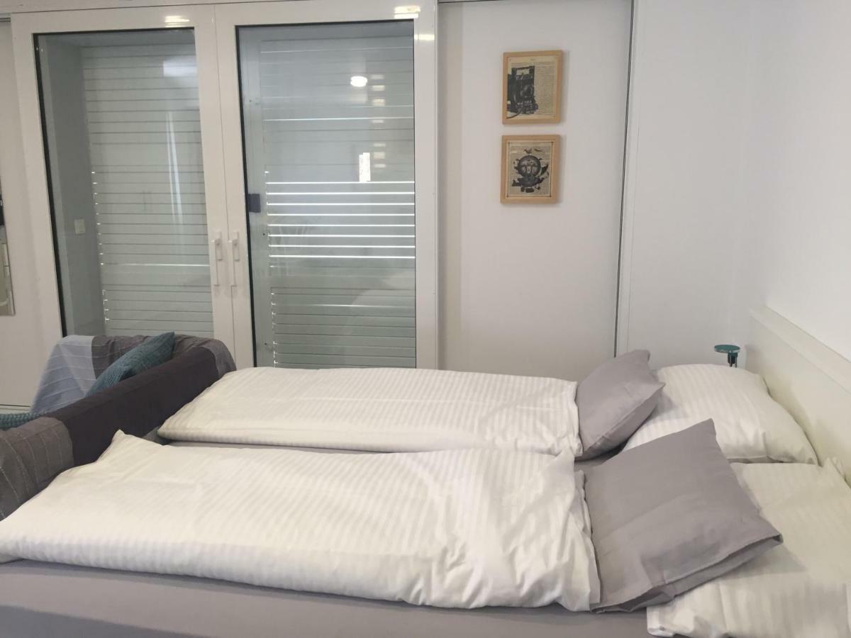 דירות פודגורה Apartman Zeljka מראה חיצוני תמונה